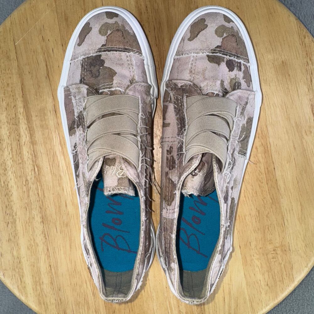 Blowfish Malibu Marley Canvas Sneaker Slip On Comfort Shoes Women’s Size 6 US - Picture 6 of 7